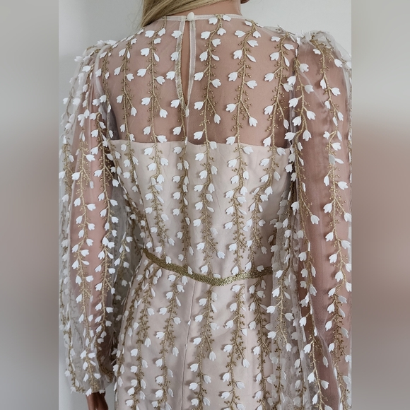 LICHI SHEER DRESS FLORAL EMBROIDERY DETAIL MIDI PENCIL DRESS MEDIUM - Picture 10 of 11